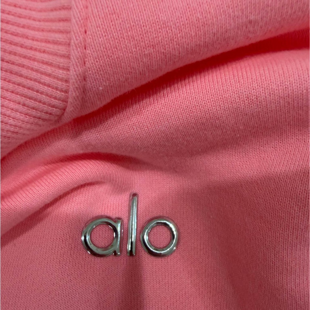 ALO Yoga Cropped Accolade Crewneck - Picture 3 of 4